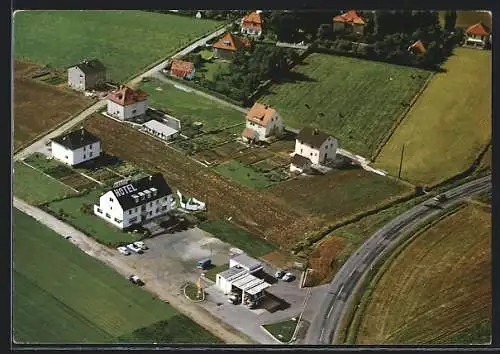 AK Remsfeld /Bez. Kassel, Hotel Linden mit Shell-Tankstelle