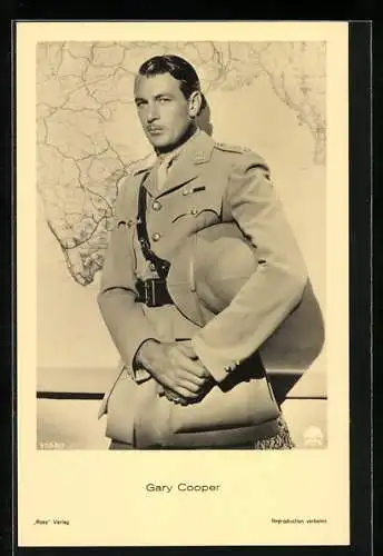 AK Schauspieler Gary Cooper in Uniform