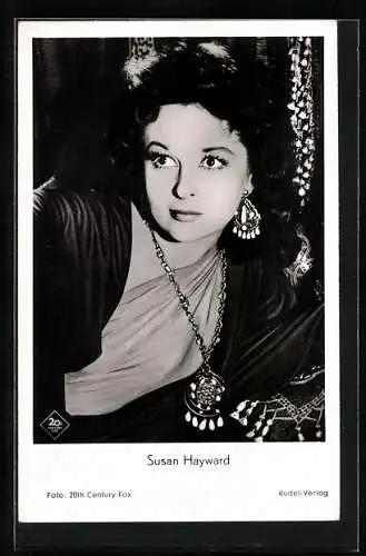 AK Schauspielerin Susan Hayward im Film Treffpunkt Hongkong