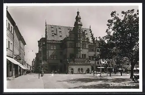 AK Schweinfurt, Strassenpartie am Rathaus