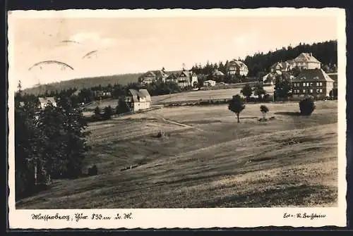 AK Masserberg /Th., Ortsansicht von einem Feld aus