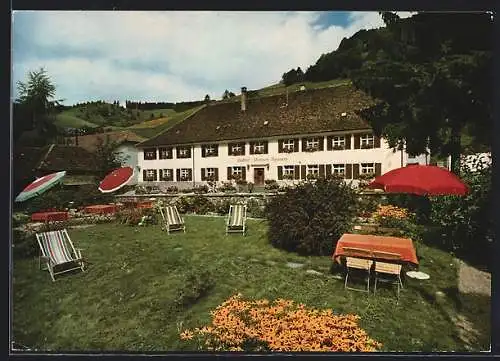 AK Obermünstertal /Schwarzwald, Gasthof Spielweg F. Stemmle-Fuchs, Gartenansicht