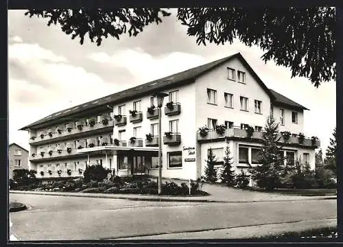 AK Bad Krozingen, Sanatorium Siloha mit Strasse