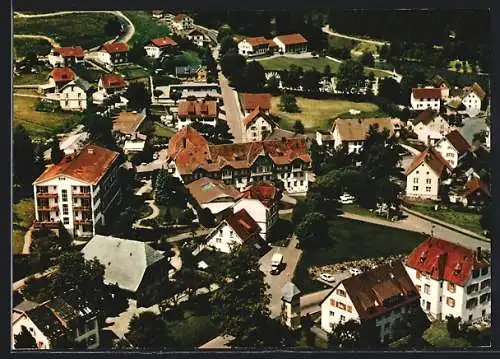 AK Friedenweiler /Schwarzwald, Ortsansicht vom Flugzeug aus
