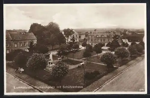 AK Lommatzsch, Gasthaus Schützenhaus am Bismarckplatz mit Denkmal