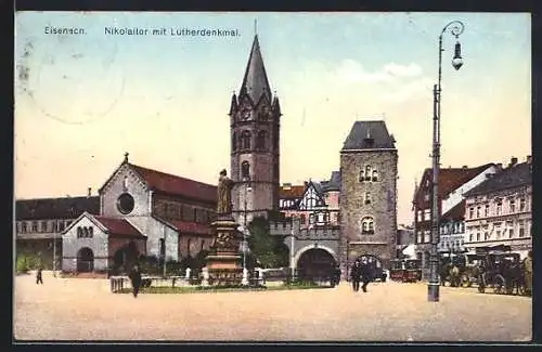 AK Eisenach, Nikolaitor mit Lutherdenkmal am Karlsplatz