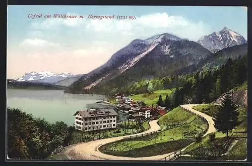 AK Urfeld am Walchensee, Teilansicht mit Hotel Jäger am See und Herzogstand