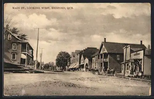 AK Bedfort, Que., Main Street looking West