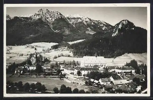 AK Neuberg a. d. Mürz, Gesamtansicht gegen die Berge