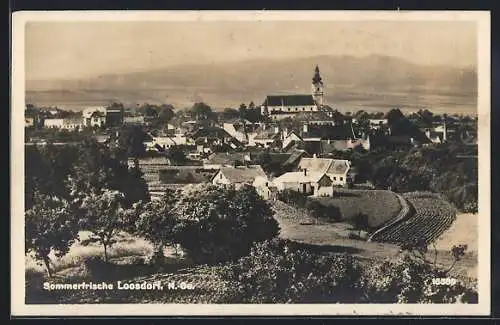 AK Loosdorf /N.-Oe., Ortsansicht mit Kirche aus der Vogelschau