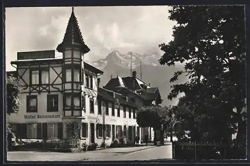 AK Altdorf, Hotel u. Pension Schwanen, Bes. Fam. Walker