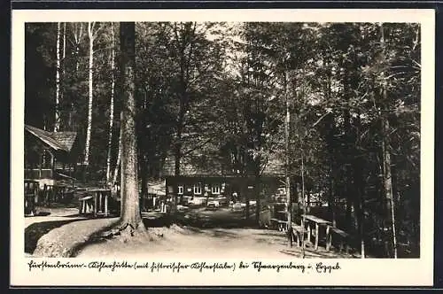 AK Fürstenbrunn b. Schwarzenberg, Gasthaus Köhlerhütte mit historischer Köhlerstube