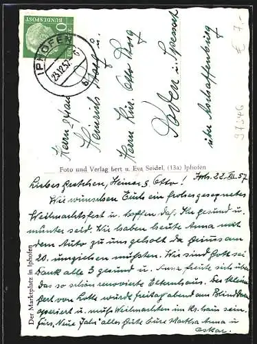 AK Iphofen, Marktplatz, mit Denkmal und Gasthof