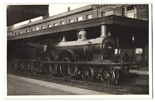 Fotografie Ansicht Northampton, englische Eisenbah der LMS mit Lok Nummer 311 im Bahnhof von Northampton