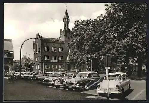 AK Bitterfeld, Markt mit Rathaus