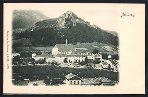 AK Neuberg an der Mürz, Blick über Ort auf Berge