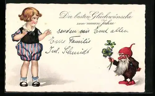 AK Zwerg überreicht einem Mädchen Kleeblätter