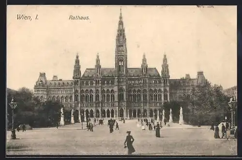 AK Wien, Passanten vor dem Rathaus