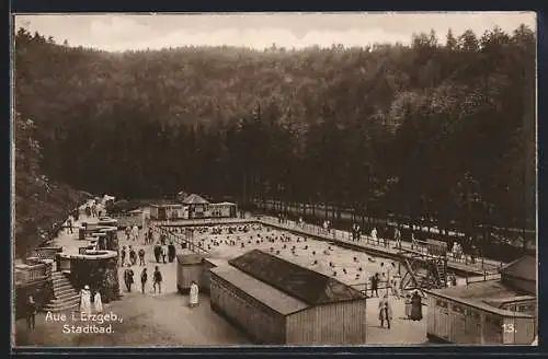 AK Aue i. Erzgeb., Stadtbad am Waldrand