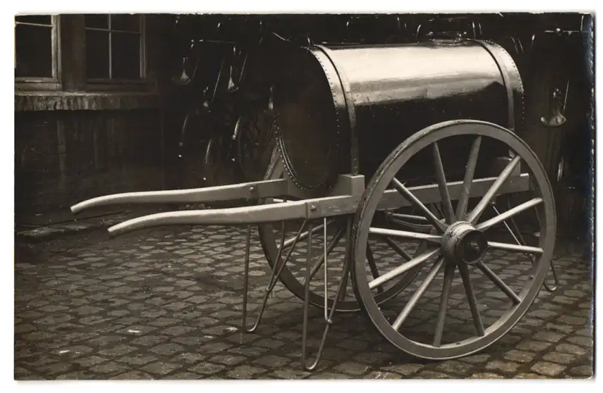 16 Fotografien Briwitzer & Friedländer Frankfurt / Main, städtische Transportkarren, Mülltransport, Fasswägen, Fabrik 0