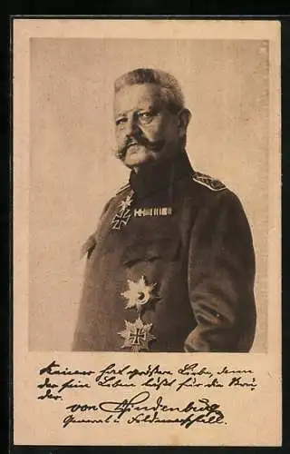 AK Portrait Generalfeldmarschall Paul von Hindenburg in Uniform