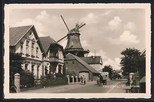 AK Varel i. O., Mühlenstrasse mit Mühle