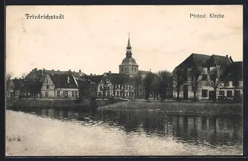 AK Friedrichstadt a. Eider, Blick zur protestantischen Kirche