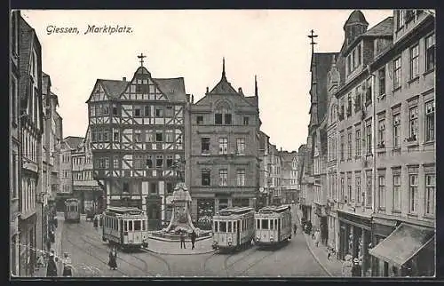 AK Giessen, Marktplatz mit Denkmal und Strassenbahn