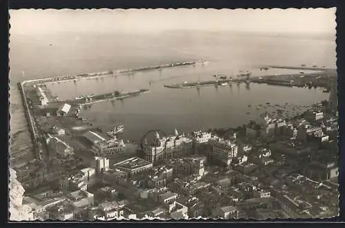 AK Alicante, Vista parcial y puerto