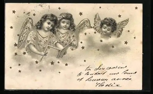 Präge-AK Drei kleine Weihnachtsengel mit einem Gesangsbuch über den Wolken