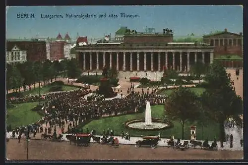 AK Berlin, Lustgarten mit Konzert, Nationalgalerie und altes Museum aus der Vogelschau