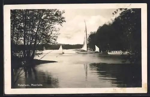 AK Potsdam, Moorlake mit Booten