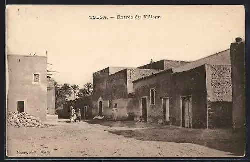 AK Tolga, Entrée du Village