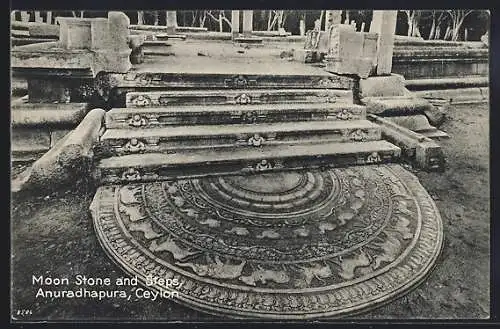 AK Anuradhapura, Moon Stone and Steps