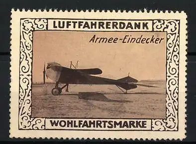 Reklamemarke Armee-Eindecker steht auf einem Flugfeld, Luftfahrerdank, Wohlfahrtsmarke