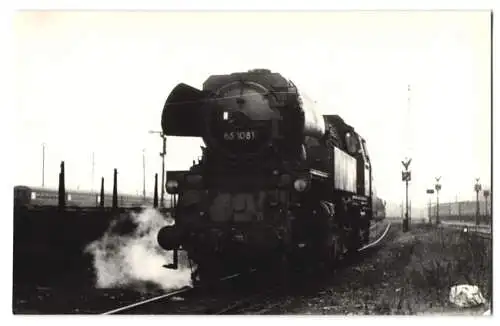 Fotografie Deutsche Eisenbahn, Dampflok, Lokomotive Nr. 65 1081