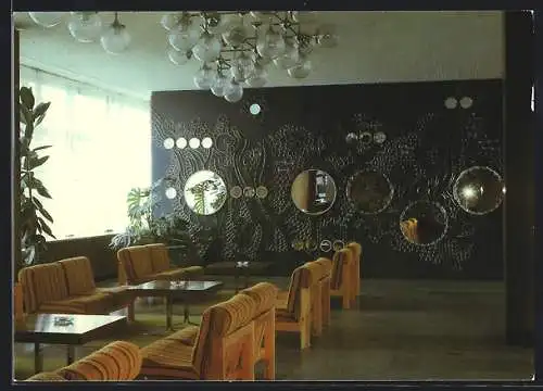 AK Zinnowitz /Wolgast, Ferienheim Roter Oktober, Foyer