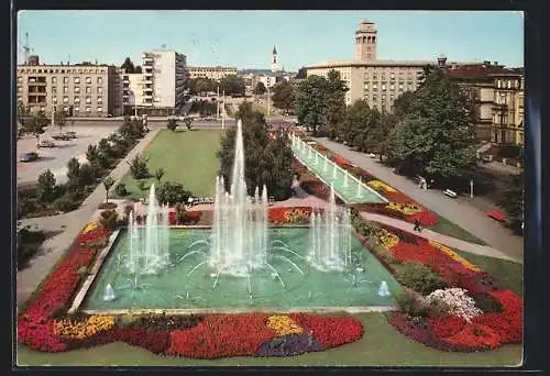 AK Karlsruhe, Teilansicht mit Wasserspiele