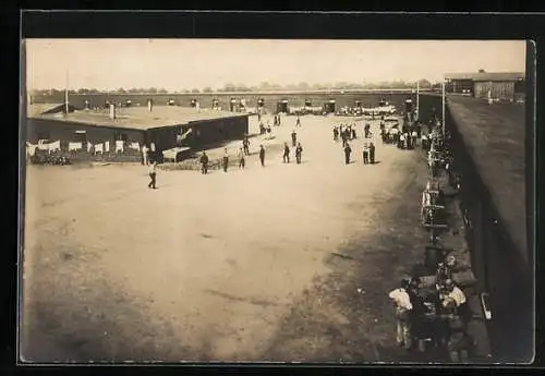 Foto-AK Münster / Westfalen, Blick in das Kriegsgefangenenlager