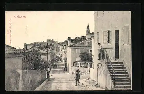 AK Volosca, Strassenpartie mit Passanten