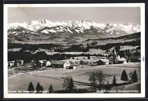 AK Akams /Immenstadt, Gesamtansicht mit Bergpanorama