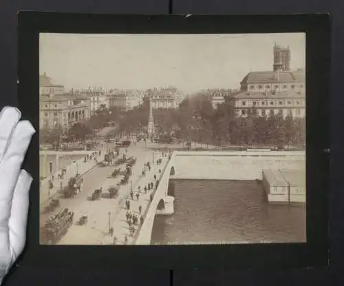 Fotografie X. Phot. Neurdein Freres, Ansicht Paris, Le Pont au Change et la Place du Chatelet, Pferdebahn auf der Brücke