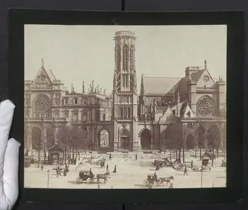 Fotografie X. Phot. Neurdein Freres, Paris, Ansicht Paris, Eglise St. Germain, Strassenverkehr & Baustelle, Kathedrale