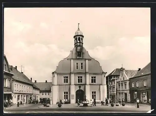 AK Wolgast, Rathaus mit Platz