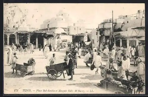 AK Tunis, Place Bab Souika et Mosquee Sidi Harez