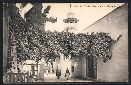 AK Tunis, Rue arabe et Mosquée