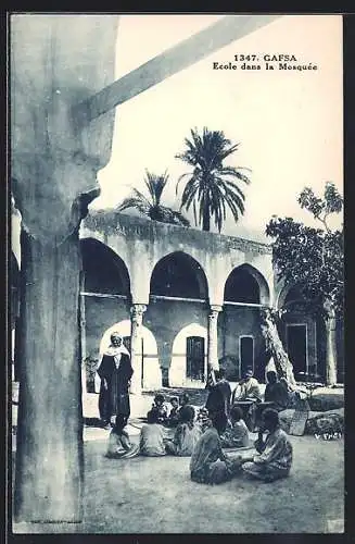 AK Gafsa, Ecole dans la Mosquée