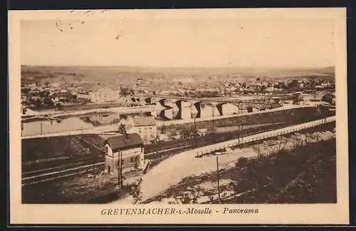 AK Grevenmacher-sur-Moselle, Panoramablick über die Bahngleise