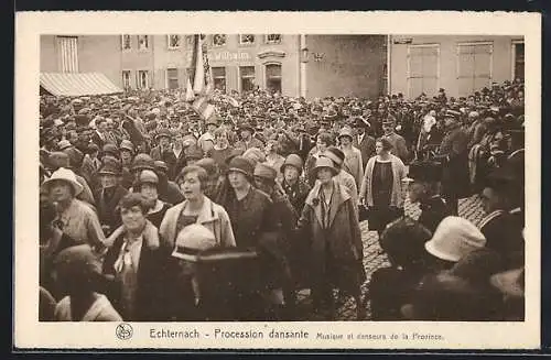 AK Echternach, Procession dansante, Musique et danseurs de la Province