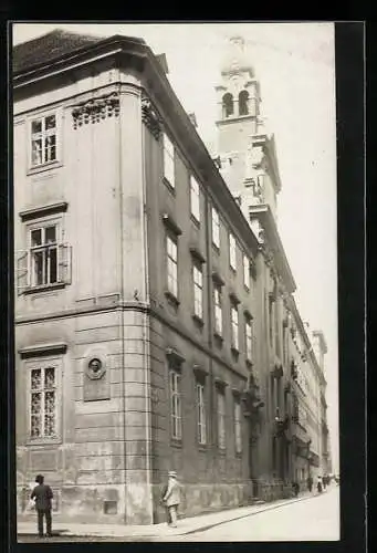 Foto-AK Wien, Haus in der Johannesgasse 8